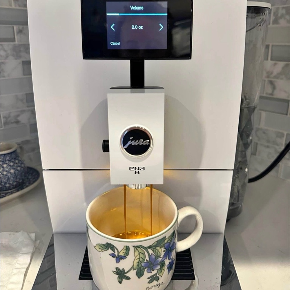 ENA 8 White Coffee Machine